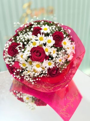 BUQUÊ 6 ROSAS VERMELHAS